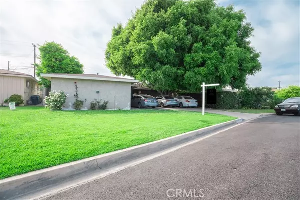 Downey, CA 90241,11737 Bellman AVE