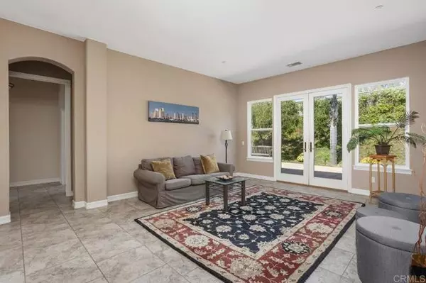 Encinitas, CA 92024,435 Sandalwood CT