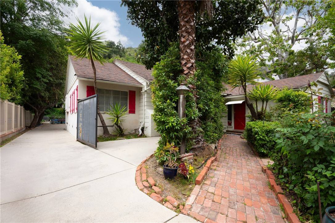 1731 Roscomare RD, Los Angeles, CA 90077