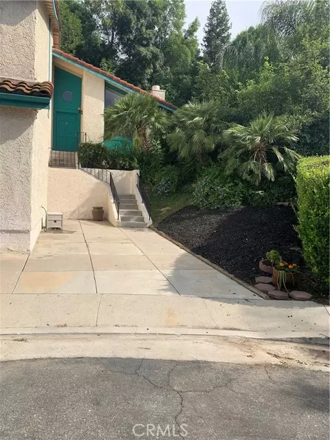 5246 Calderon RD, Woodland Hills, CA 91364