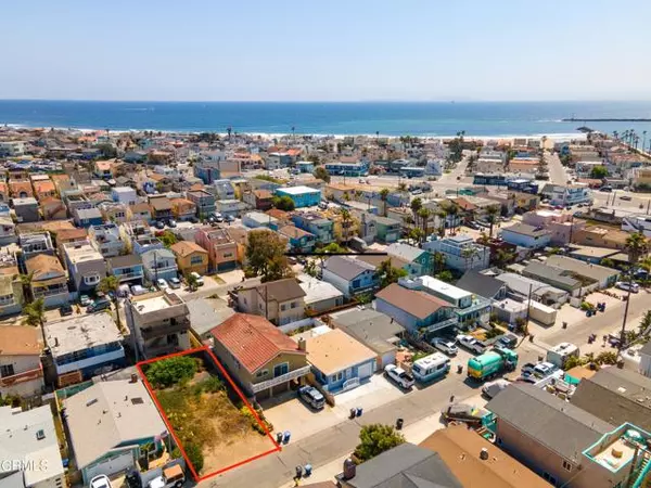 316 Santa Monica DR, Oxnard, CA 93035