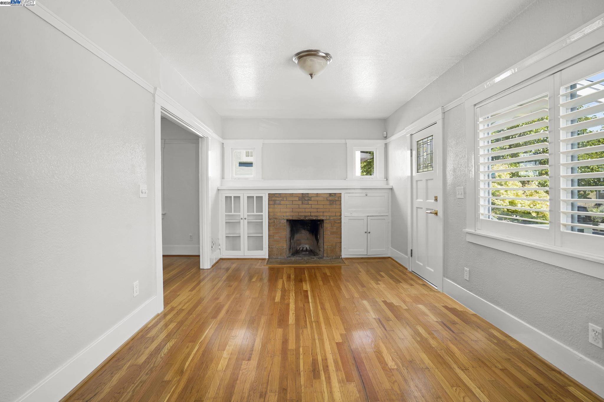 Berkeley, CA 94702-1006,1462 Curtis ST