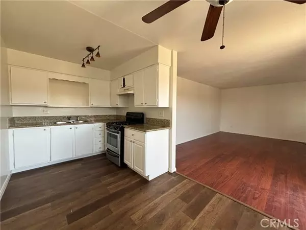 Jurupa Valley, CA 92509,5941 Limonite AVE C