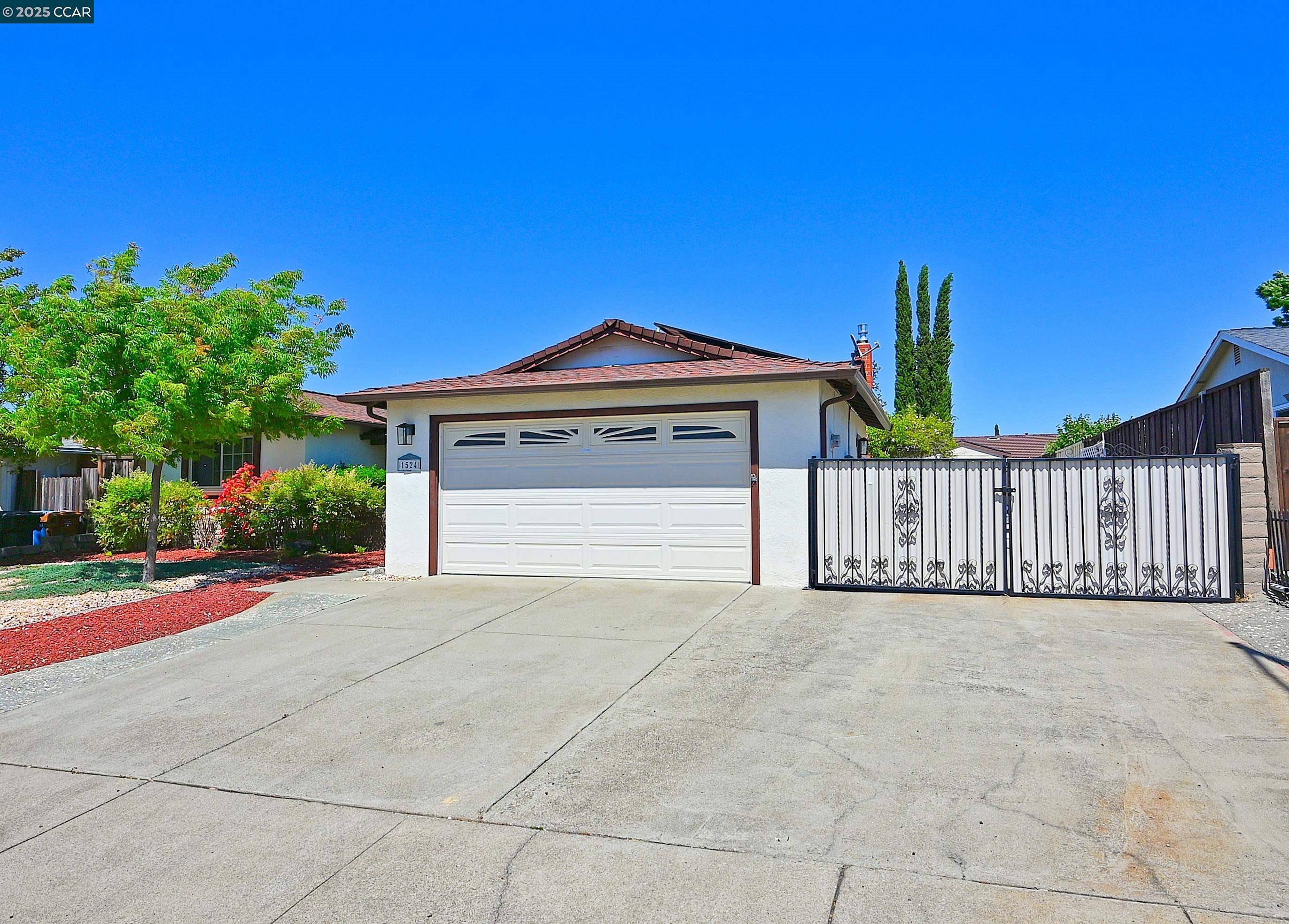 1524 Martindale Dr, Martinez, CA 94553