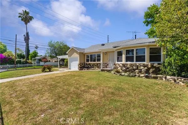 Van Nuys, CA 91401,14259 Emelita ST