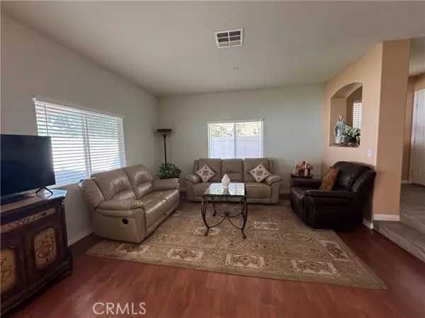 Sylmar, CA 91342,15721 Cobalt ST 118