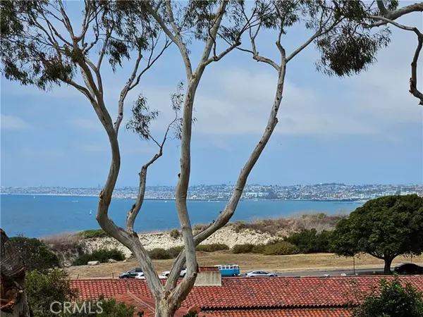 Palos Verdes Estates, CA 90274,364 Via Almar