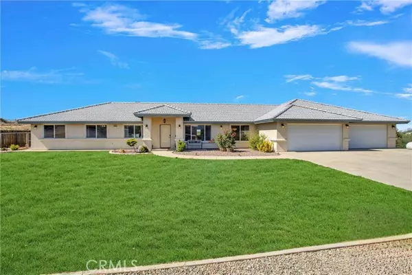 11020 Blue Jay WAY, Oak Hills, CA 92344