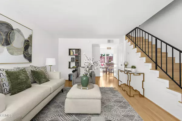 Toluca Lake, CA 91602,10801 Blix ST 2