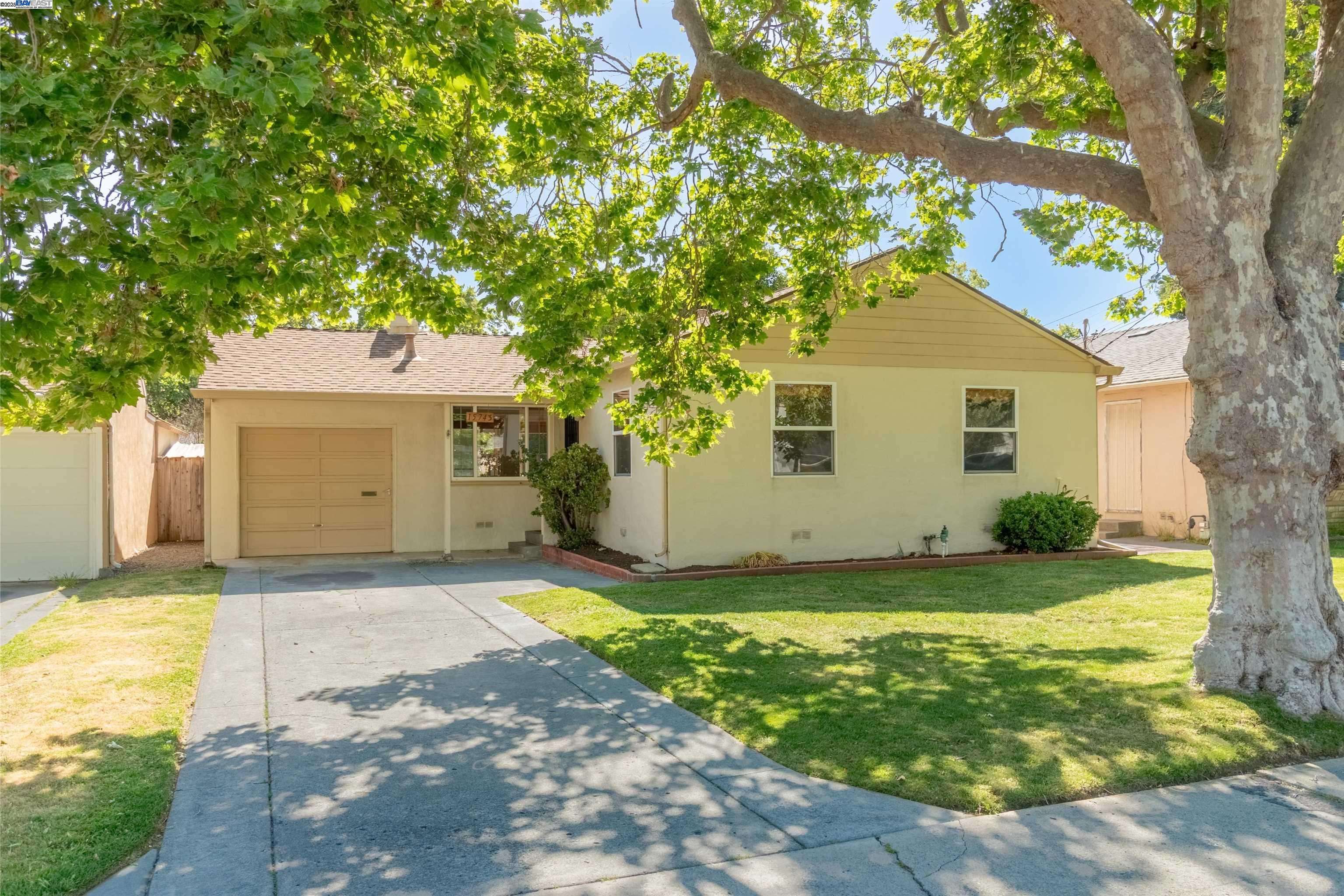 15743 Via Lunado, San Lorenzo, CA 94580