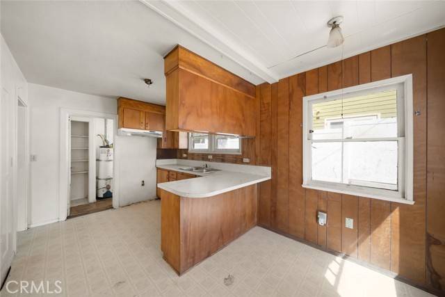 San Luis Obispo, CA 93401,1427 Beach ST