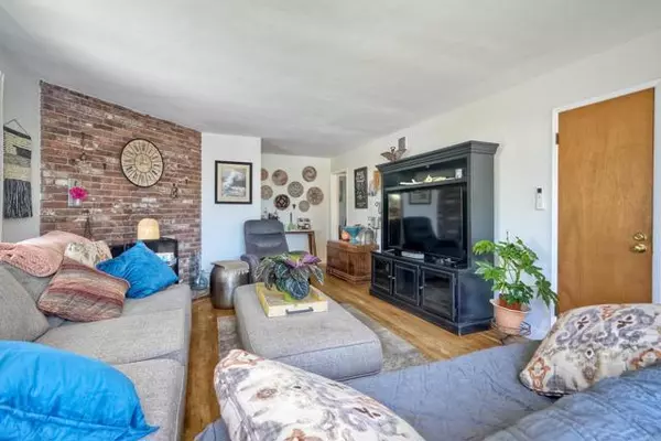 Carlsbad, CA 92008,1080 Buena PL