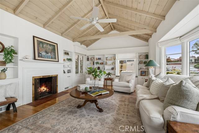 Laguna Beach, CA 92651,27 S La Senda DR
