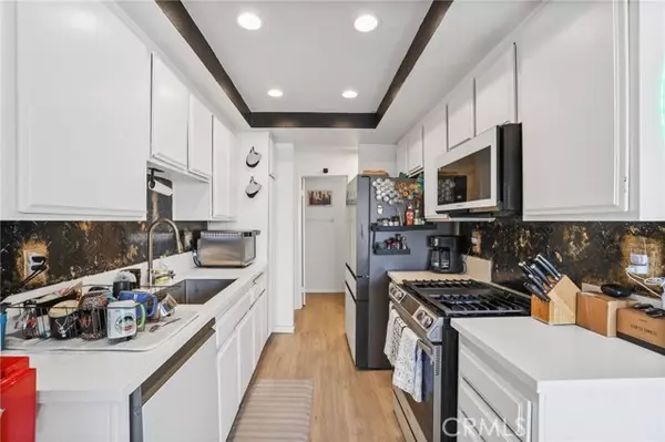 Hawaiian Gardens, CA 90716,21814 Belshire AVE 2