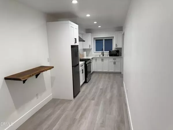Oxnard, CA 93035,365 Melrose DR A