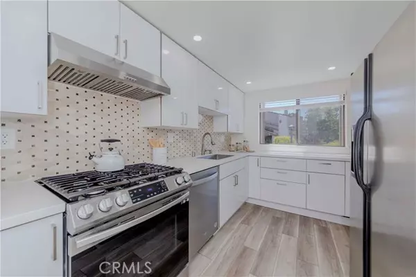 Rancho Palos Verdes, CA 90275,28012 Ridgeforest CT