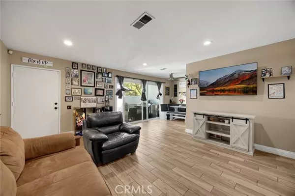 Yorba Linda, CA 92886,19836 White Spring LN
