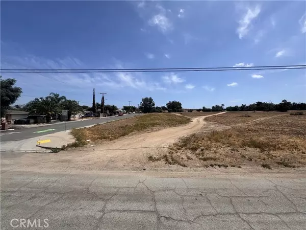 Perris, CA 92570,595 W 11th ST