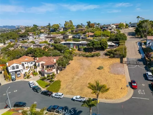 Grover Beach, CA 93433,906 N 5th