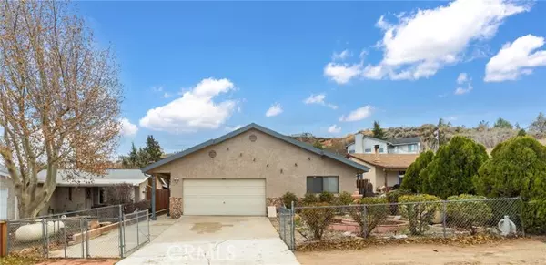 42868 Ranch Club RD, Lake Elizabeth, CA 93532