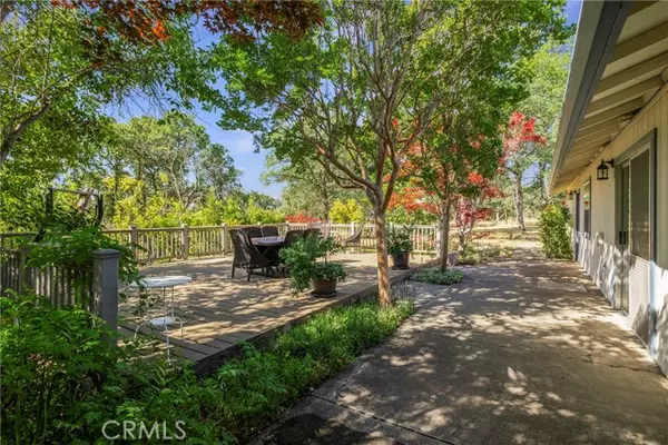 50 Walter Blume LN, Oroville, CA 95966