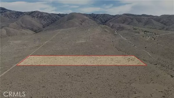 22 Canyon View RD, Apple Valley, CA 92308