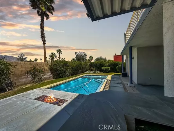 Palm Springs, CA 92262,561 Skylar LN