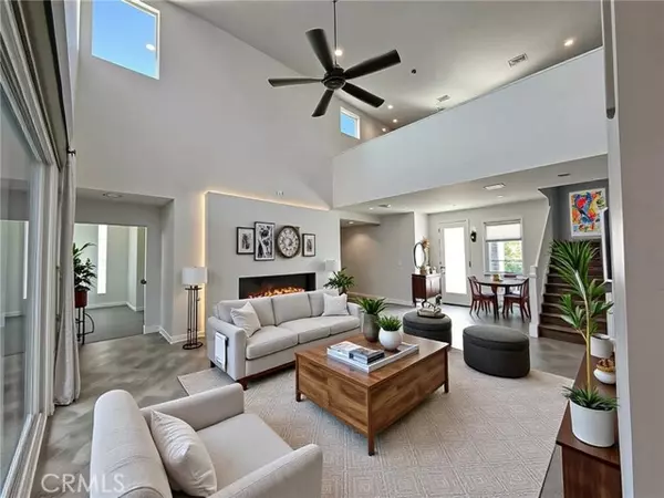 Palm Springs, CA 92262,561 Skylar LN