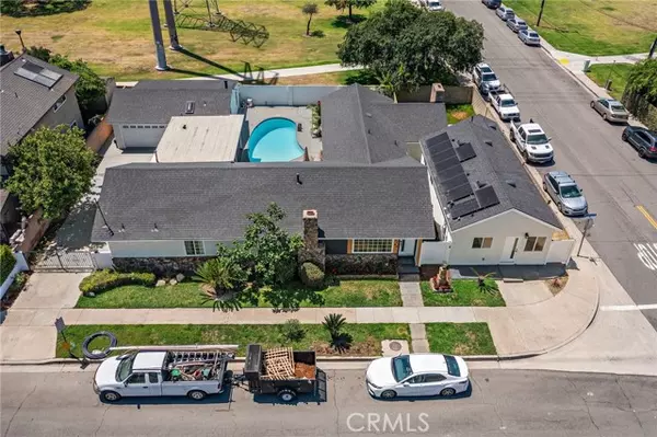 La Palma, CA 90623,5742 Thelma AVE