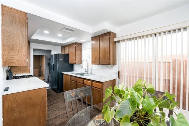Moreno Valley, CA 92551,25176 Wendy WAY