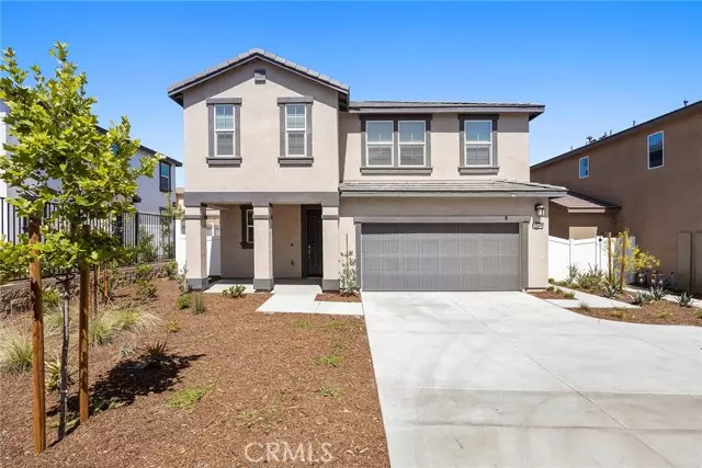 2544 Gunner Ridge WAY, Rialto, CA 92377