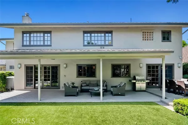 Encino, CA 91316,17641 Corinthian DR