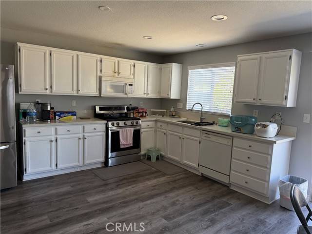 Corona, CA 92882,861 Moyano CIR