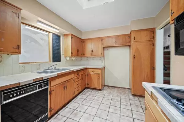 National City, CA 91950,844 Ethel PL