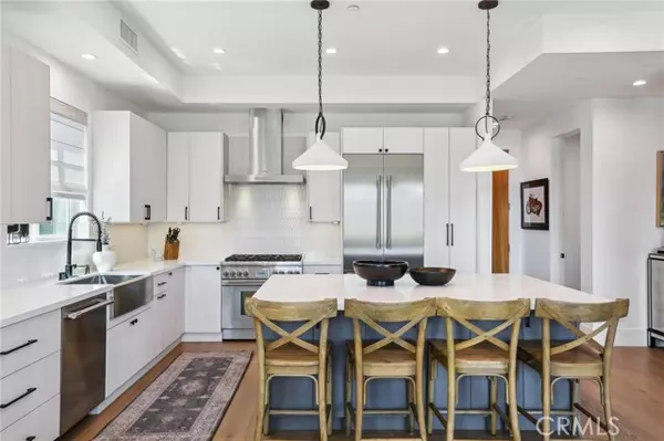 Redondo Beach, CA 90278,1926 Ruhland AVE B