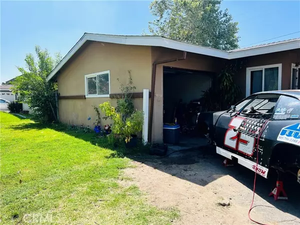 Redlands, CA 92374,122 E Pioneer AVE