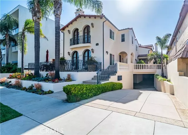 Redondo Beach, CA 90277,724 S Broadway B