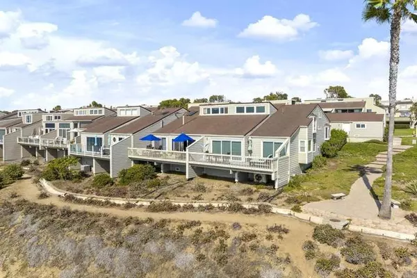 Encinitas, CA 92024,1744 Tattenham RD