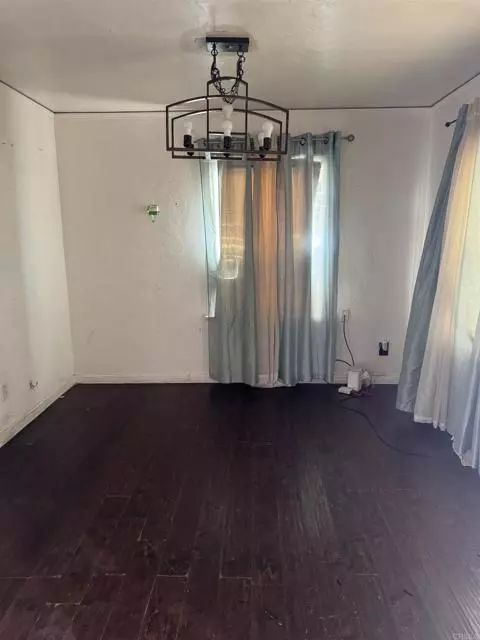Chula Vista, CA 91910,698 J ST