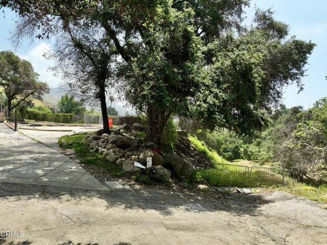 2880 Holliston AVE, Altadena, CA 91001