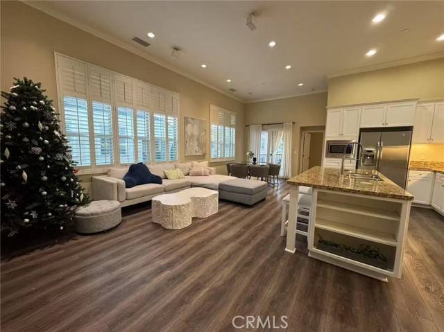 68 Overbrook, Irvine, CA 92620