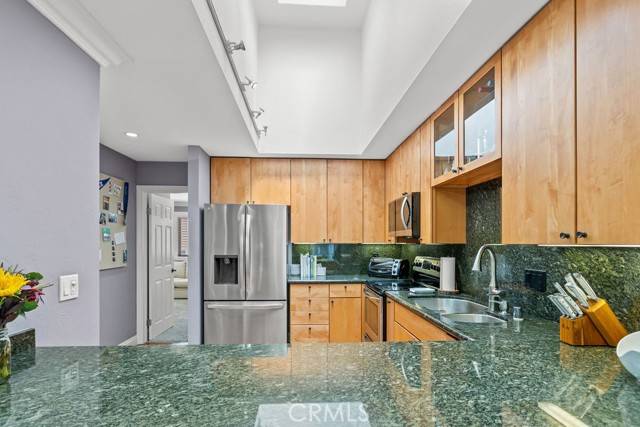 Corona Del Mar, CA 92625,317 Dahlia PL