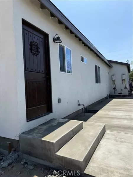 11827 Art St, Sun Valley, CA 91352