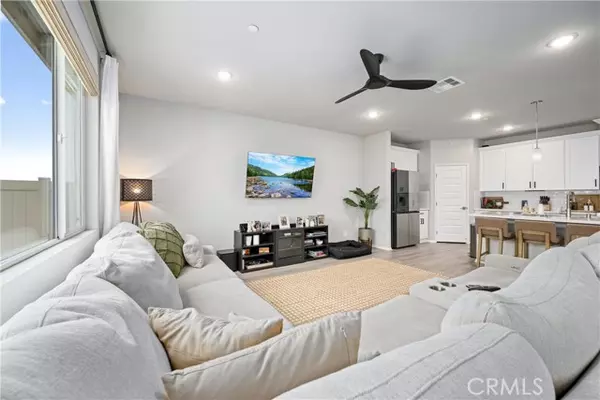 Redlands, CA 92374,1001 Pomelo AVE
