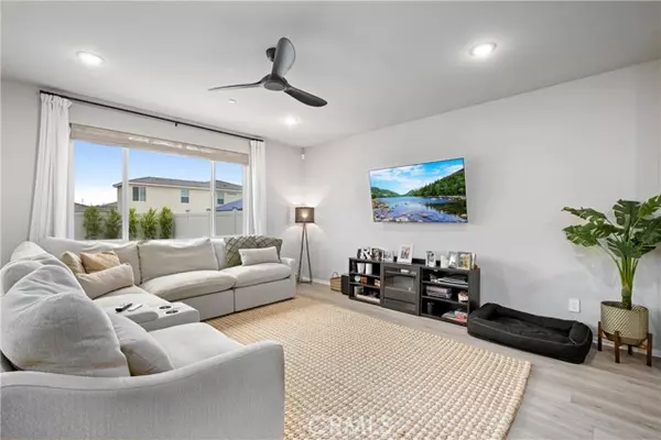 Redlands, CA 92374,1001 Pomelo AVE