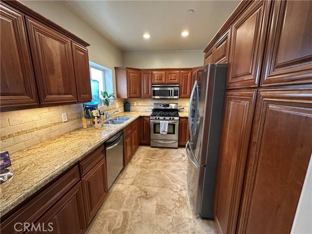 Studio City, CA 91604,10866 Bluffside DR 2