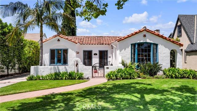 Santa Ana, CA 92706,2336 N Riverside DR