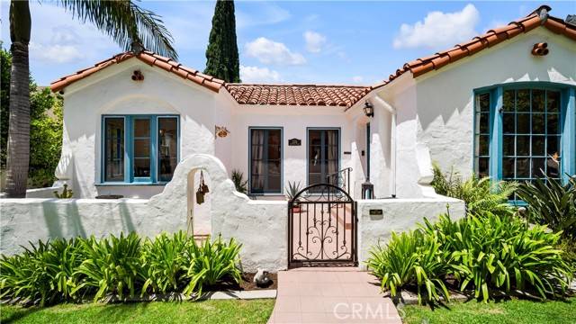 Santa Ana, CA 92706,2336 N Riverside DR