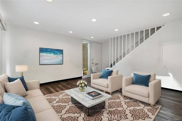 15500 Tustin Village WAY 28, Tustin, CA 92780
