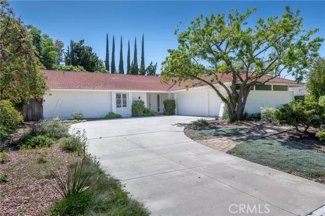 3633 Eddingham AVE, Calabasas, CA 91302